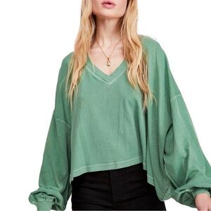 Free People We The Free Buffy Tee Green  Long Sleeve Cropped Oversized SZ XS